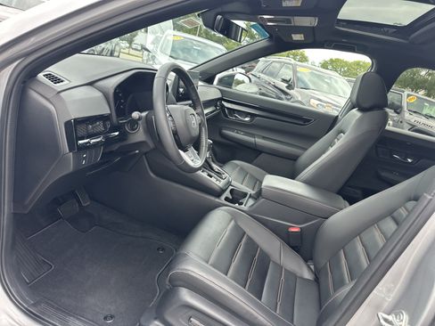 Certified 2025 Honda CR-V Sport Touring image 15