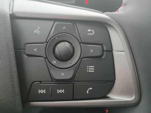 New 2026 Nissan Sentra SR w/ Floor Mat Package FWD image 11