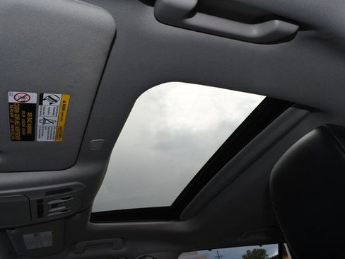 Certified 2024 Toyota Highlander XLE AWD/4WD image 19