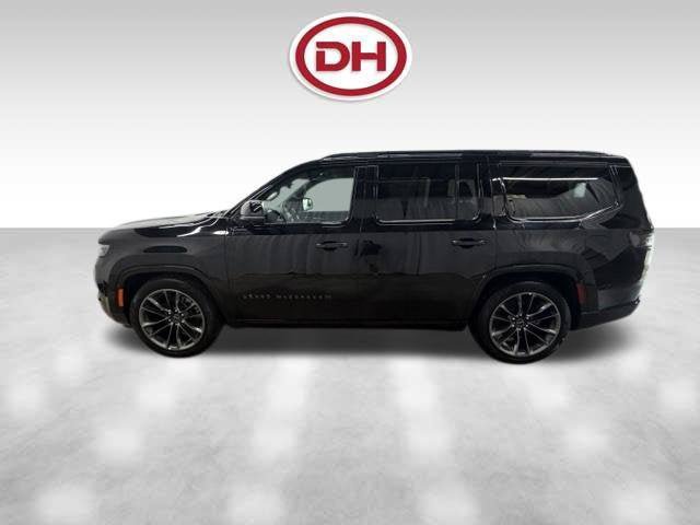 Used 2024 Jeep Grand Wagoneer Series III w/ Rear Seat Video Group 1 AWD/4WD image 8