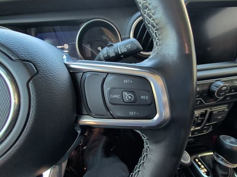 Used 2022 Jeep Wrangler Unlimited Rubicon 4xe w/ Cold Weather Group image 19