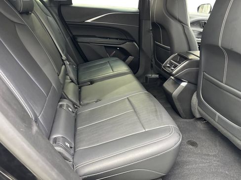 Used 2024 Cadillac Lyriq Luxury RWD image 39