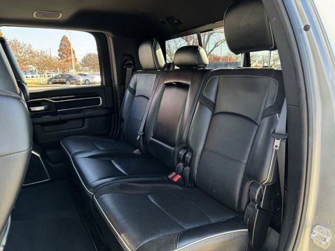 Used 2021 RAM 2500 Laramie w/ Night Edition image 31