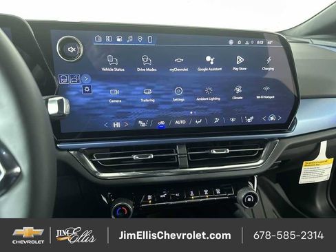 New 2026 Chevrolet Equinox EV LT image 25