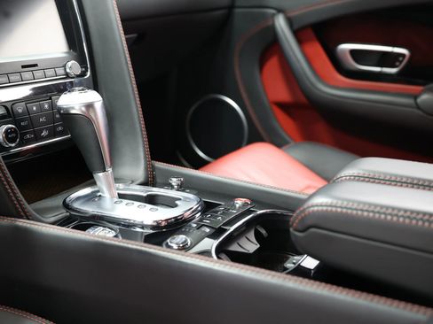 Used 2014 Bentley Continental GT V8 S image 35