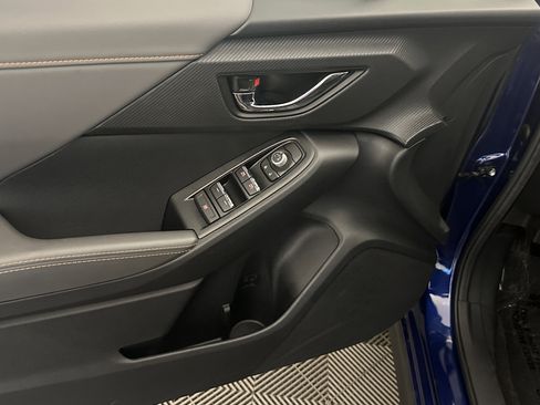 Certified 2025 Subaru Crosstrek 2.5i Limited w/ Popular Package #3A image 32