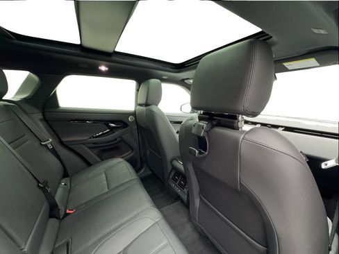 Used 2025 Land Rover Range Rover Evoque Dynamic SE AWD/4WD image 27