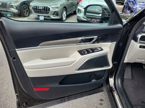 Used 2022 Kia Telluride SX w/ Towing Package image 19