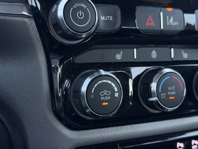 Used 2025 RAM 1500 Lone Star AWD/4WD image 21