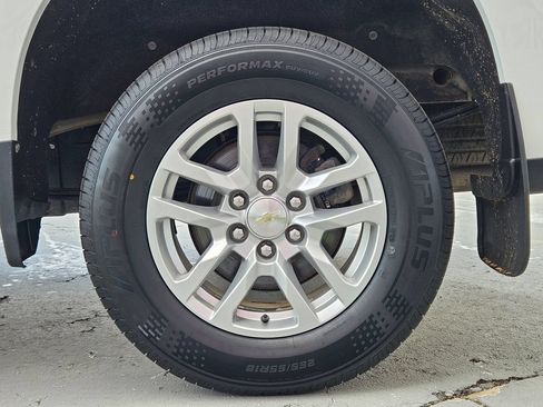 Used 2021 Chevrolet Silverado 1500 LT w/ Z71 Off-Road Package AWD/4WD image 28