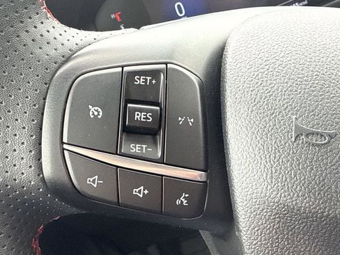 Used 2025 Ford Escape ST-Line AWD/4WD image 16