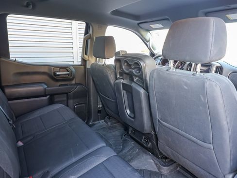 Used 2022 Chevrolet Silverado 1500 Custom image 16