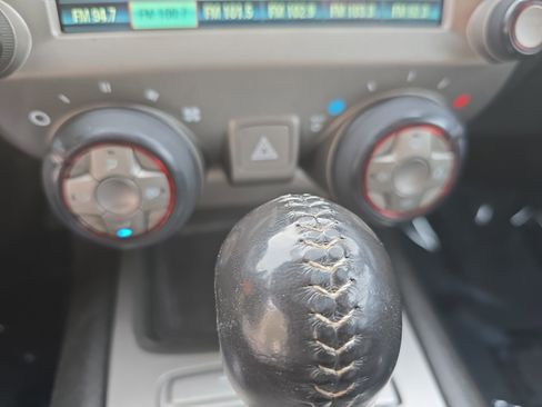 Used 2014 Chevrolet Camaro LT image 26