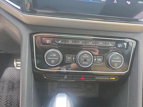 Used 2023 Volkswagen Atlas Cross Sport SEL R-Line image 16