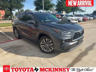 Used 2021 Toyota Highlander Platinum