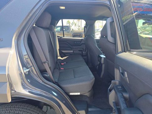 Certified 2026 Toyota 4Runner SR5 AWD/4WD image 34