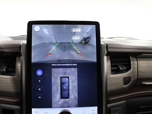 Used 2024 Ford Expedition Limited image 51