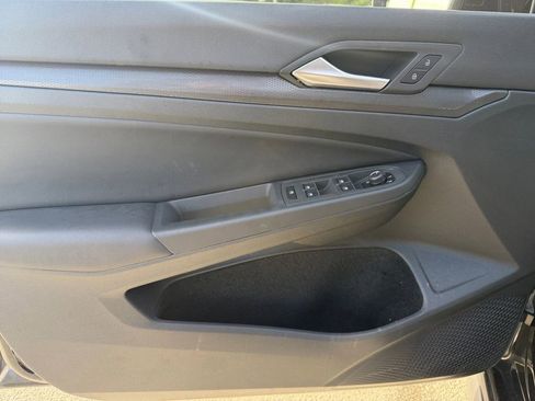 Used 2024 Volkswagen GTI SE image 11