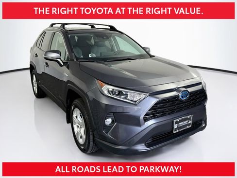 Used 2021 Toyota RAV4 XLE w/ Convenience Package AWD/4WD image 1