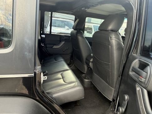 Used 2016 Jeep Wrangler Unlimited Sport AWD/4WD image 15