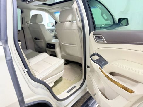 Used 2017 GMC Yukon Denali w/ Open Road Package image 29