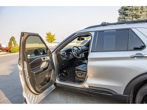 Used 2021 Ford Explorer ST w/ ST Street Pack AWD/4WD image 28