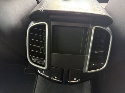 Used 2017 Porsche Cayenne GTS AWD/4WD image 16