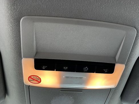 Certified 2025 Nissan Sentra SV FWD image 22