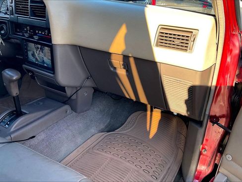 Used 1995 Toyota 4Runner SR5 image 15