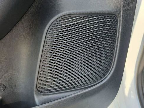 New 2026 Chrysler Pacifica Select image 26