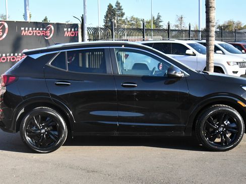 Used 2024 Buick Encore GX Sport Touring w/ Comfort Package image 9