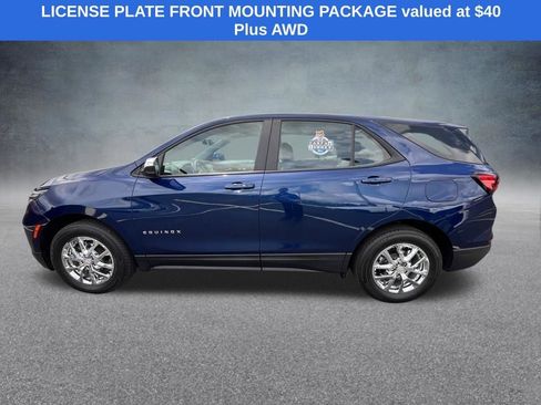 Used 2023 Chevrolet Equinox LS w/ Driver Confidence II Package AWD/4WD image 5