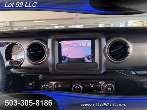 Used 2022 Jeep Gladiator Sport AWD/4WD image 13