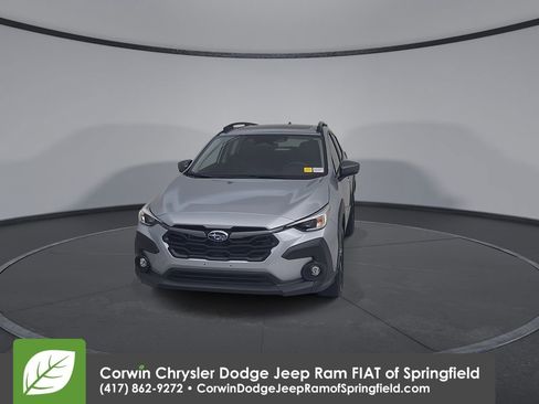 Used 2024 Subaru Crosstrek 2.0i Premium AWD/4WD image 5