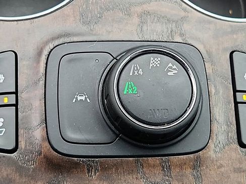 Used 2020 GMC Acadia Denali AWD/4WD image 23
