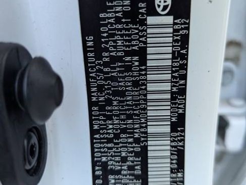 Used 2023 Toyota Corolla LE image 35