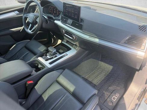 Used 2024 Audi Q5 2.0T Premium Plus AWD/4WD image 25