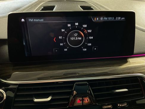 Used 2018 BMW 540i image 23