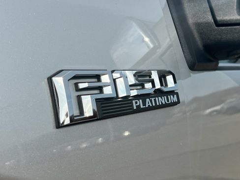 Used 2019 Ford F150 Platinum w/ Equipment Group 701A Luxury image 10