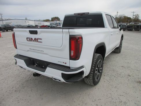 New 2026 GMC Sierra 1500 AT4 image 4