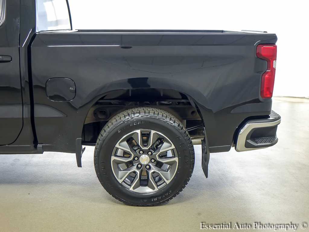 Used 2023 Chevrolet Silverado 1500 LT w/ Z71 Off-Road Package AWD/4WD image 9