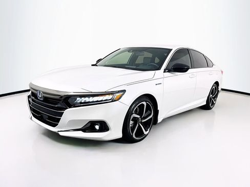 Used 2022 Honda Accord Sport image 3