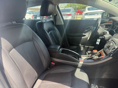 Used 2012 Buick LaCrosse Premium FWD image 17
