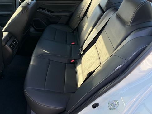 New 2025 Nissan Altima 2.5 SL image 16