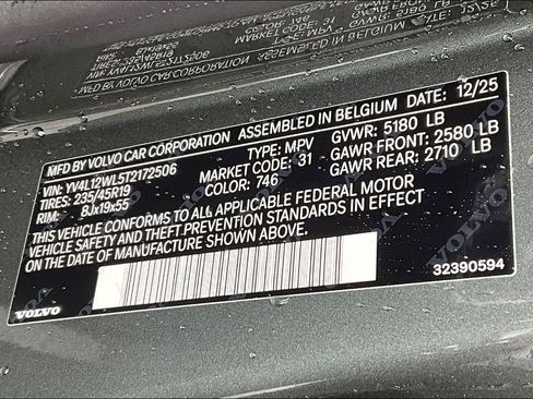 New 2026 Volvo V60 B5 Cross Country Ultra w/ Protection Package Premier image 8