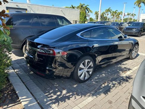 Used 2020 Tesla Model S AWD image 4