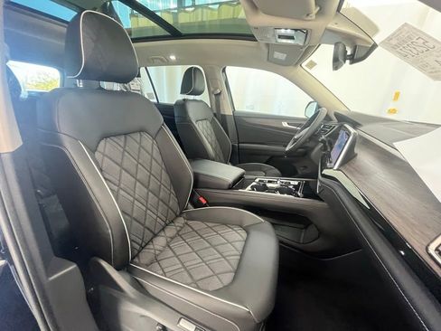 New 2026 Volkswagen Atlas SEL Premium R-Line image 12