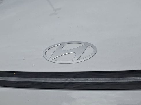 New 2026 Hyundai Kona SEL Sport FWD image 12