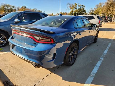 Used 2022 Dodge Charger R/T w/ Blacktop Package image 4