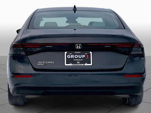 Used 2023 Honda Accord EX image 5